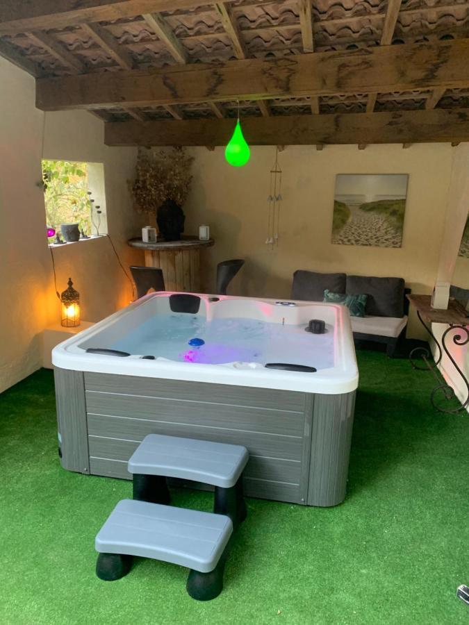 Hotel La Bulle Etoile Allegre Les Fumades Esterno foto